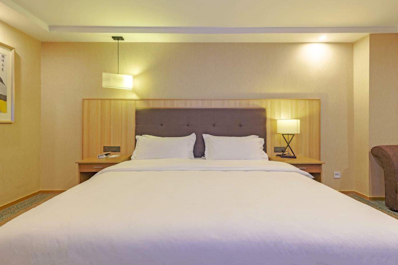 Echarm Hotel Shanghai Hongqiao Экстерьер фото